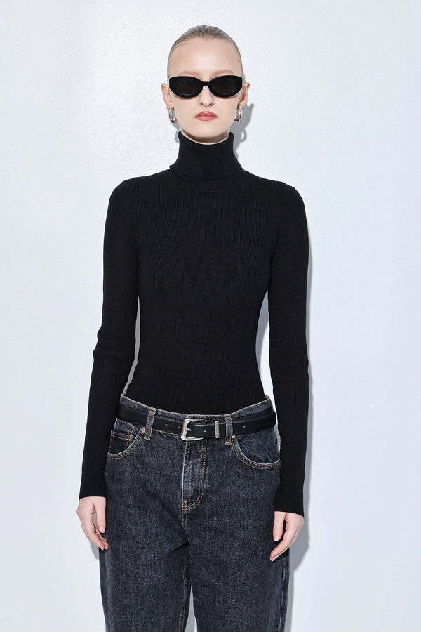 Ribbed Turtleneck Top