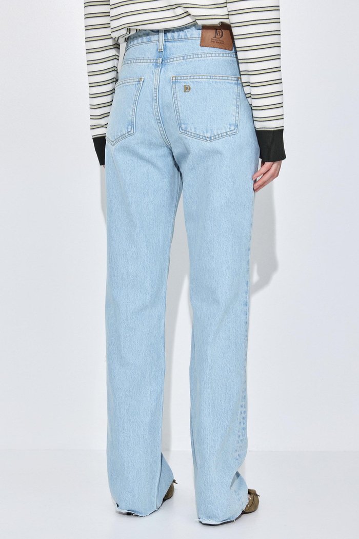 No.10| Low Rise Straight Denim