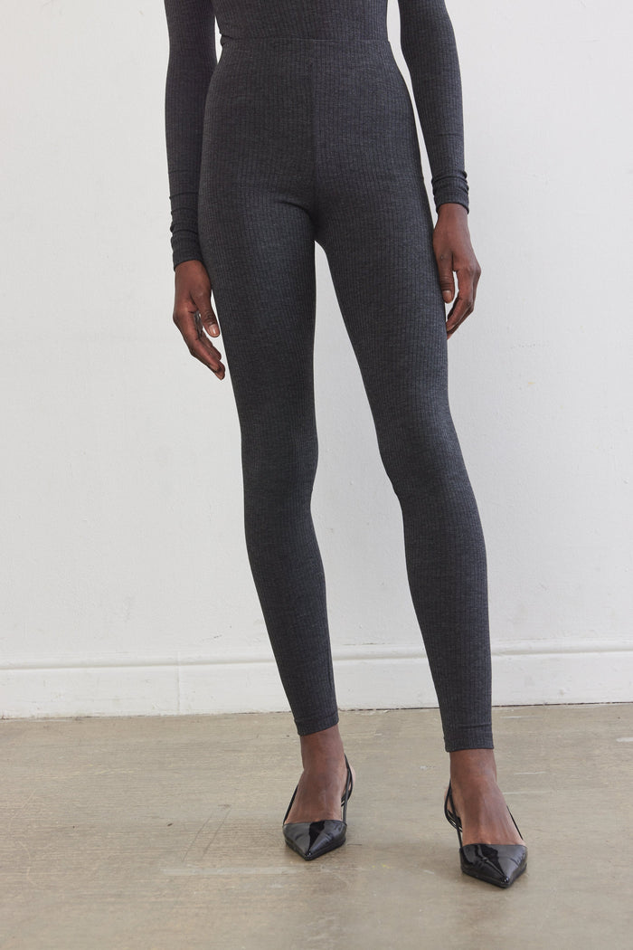 Ribbed Flat-Lock Leggings